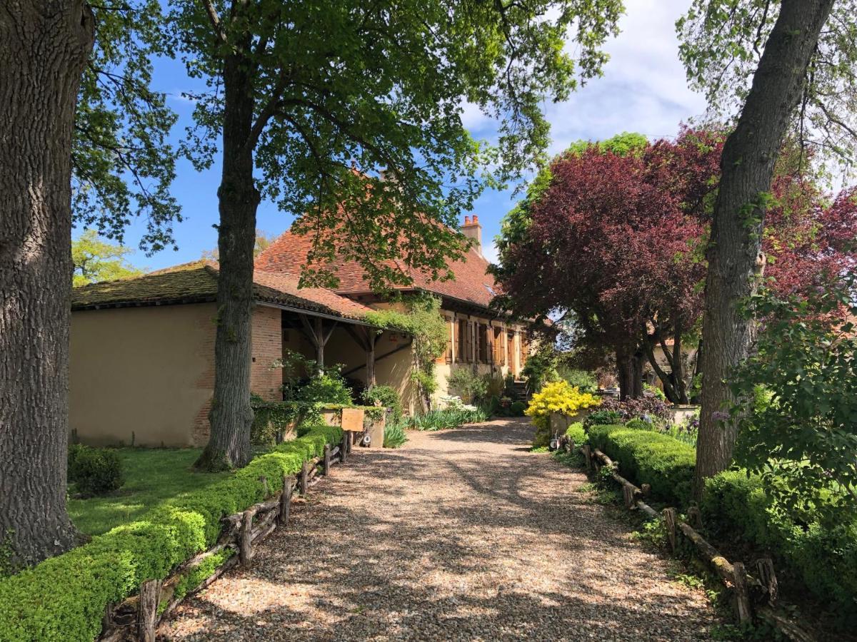 Bed and Breakfast Les Jardins Des Soussilanges Céron Exterior foto