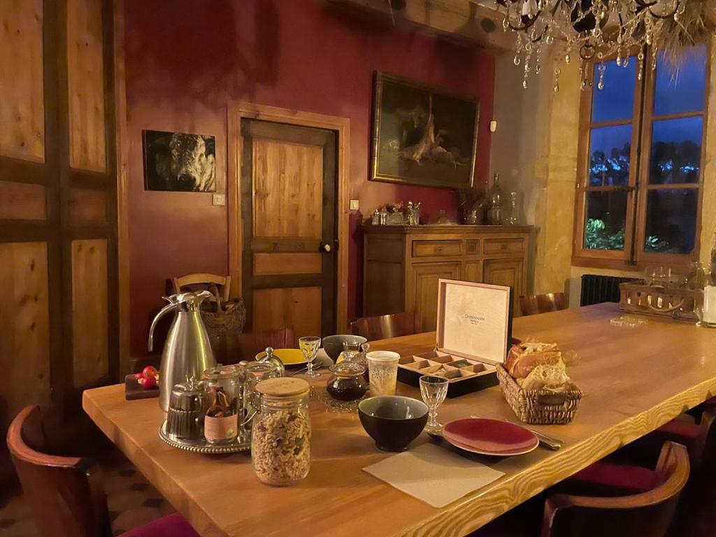 Bed and Breakfast Les Jardins Des Soussilanges Céron Exterior foto