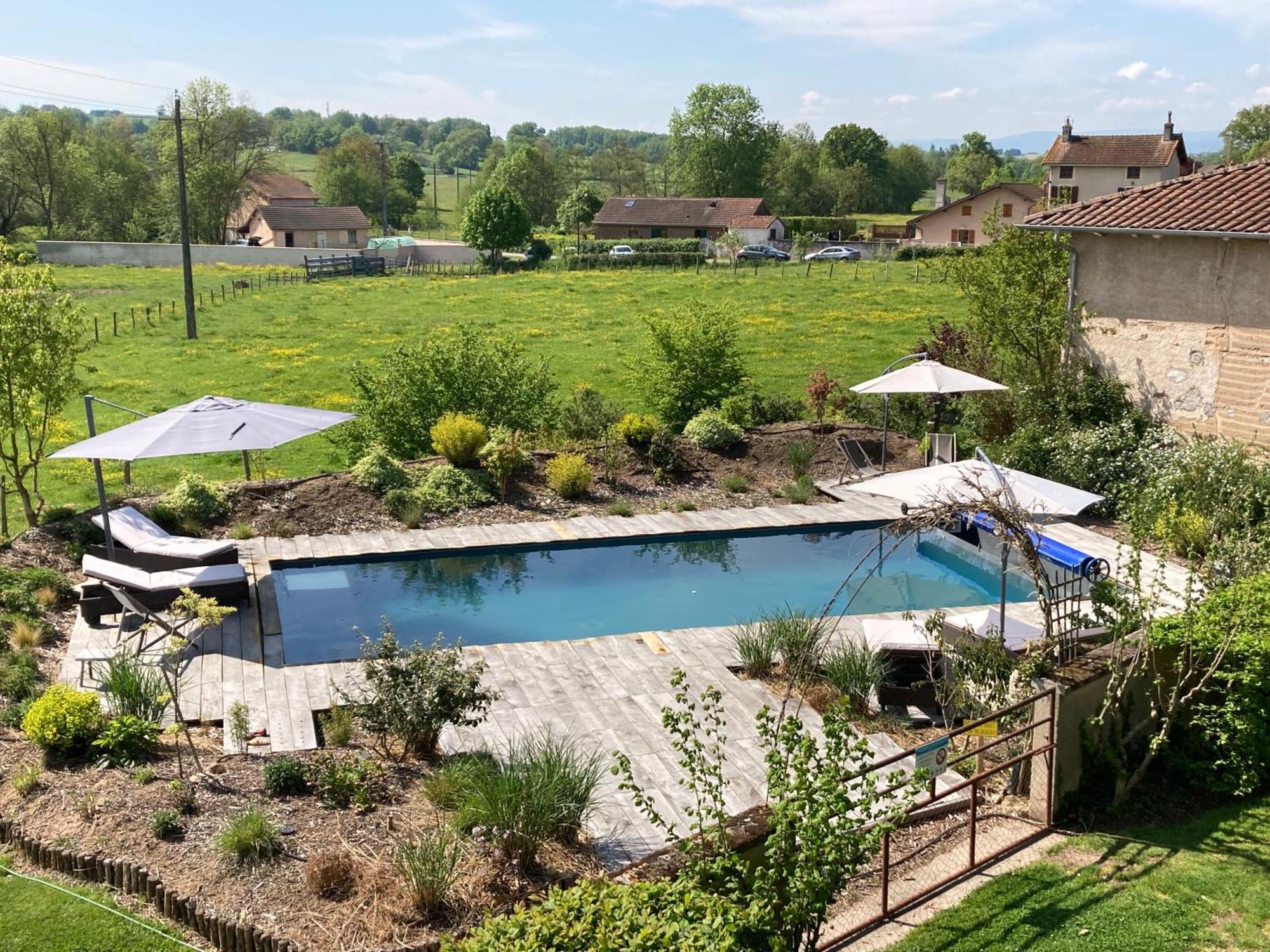 Bed and Breakfast Les Jardins Des Soussilanges Céron Exterior foto